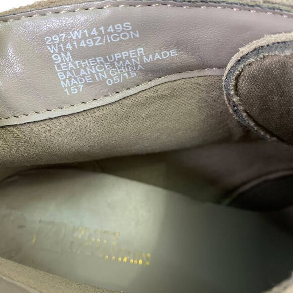 White Mountain Womens 9M Suede Ankle Boots High Wedge Heel Laced Up Taupe Gray - Picture 7 of 11